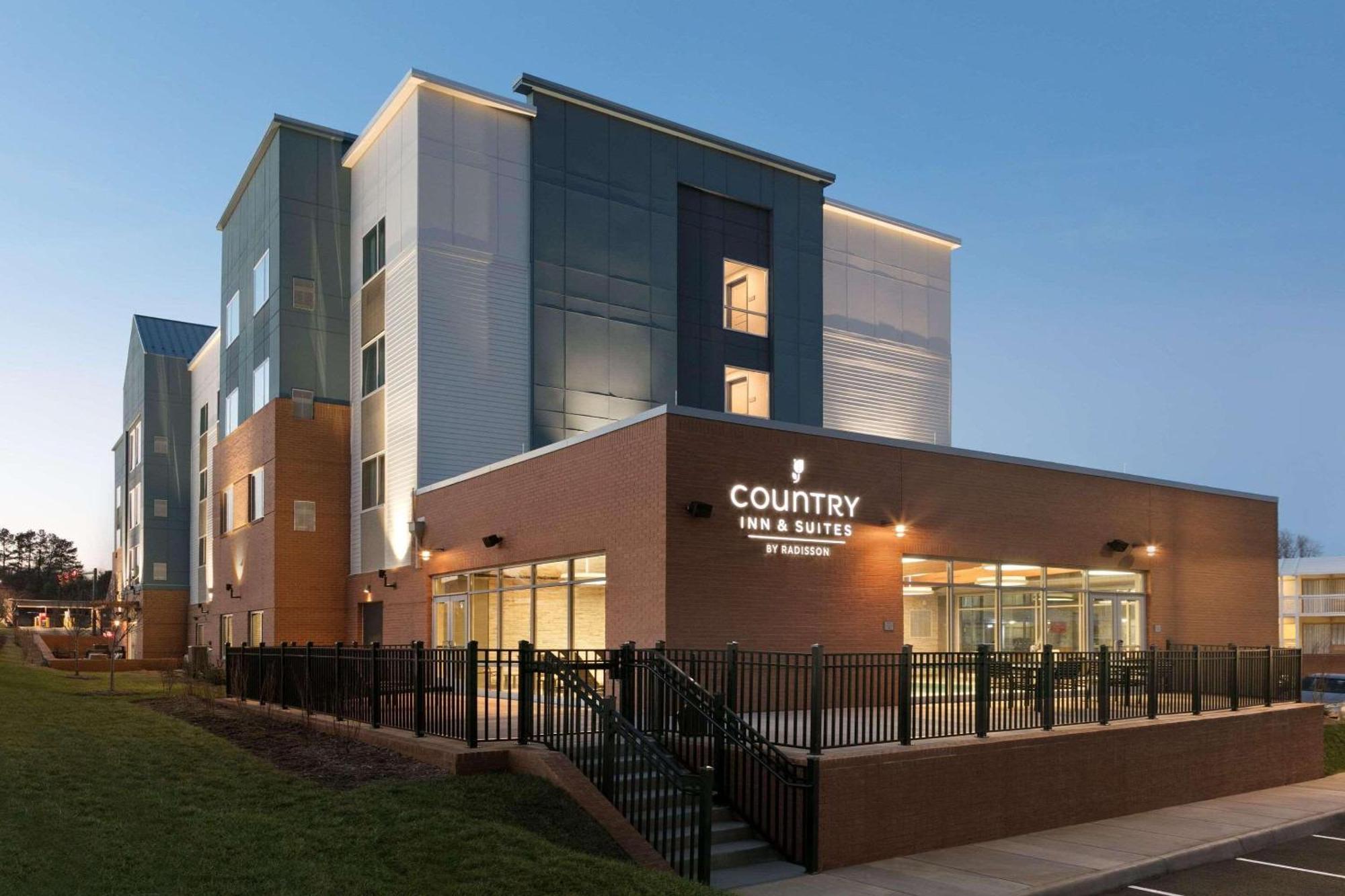 Country Inn & Suites By Radisson, Charlottesville-Uva, Va ภายนอก รูปภาพ