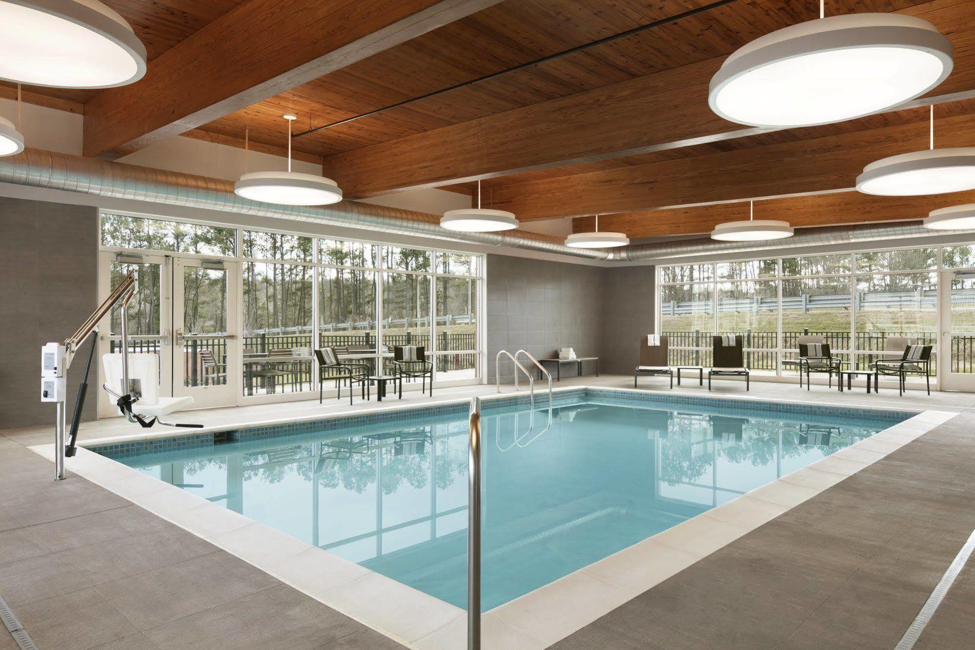 Country Inn & Suites By Radisson, Charlottesville-Uva, Va ภายนอก รูปภาพ